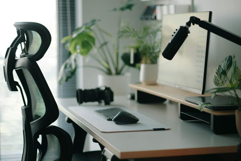Tips for Creating a Productive and Comfortable Home Office Space